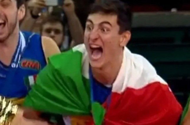 lokisuperstark's tweet photo. DUE SET VINTI CONTRO IL BRASIU https://t.co/4JKIHCm2LQ