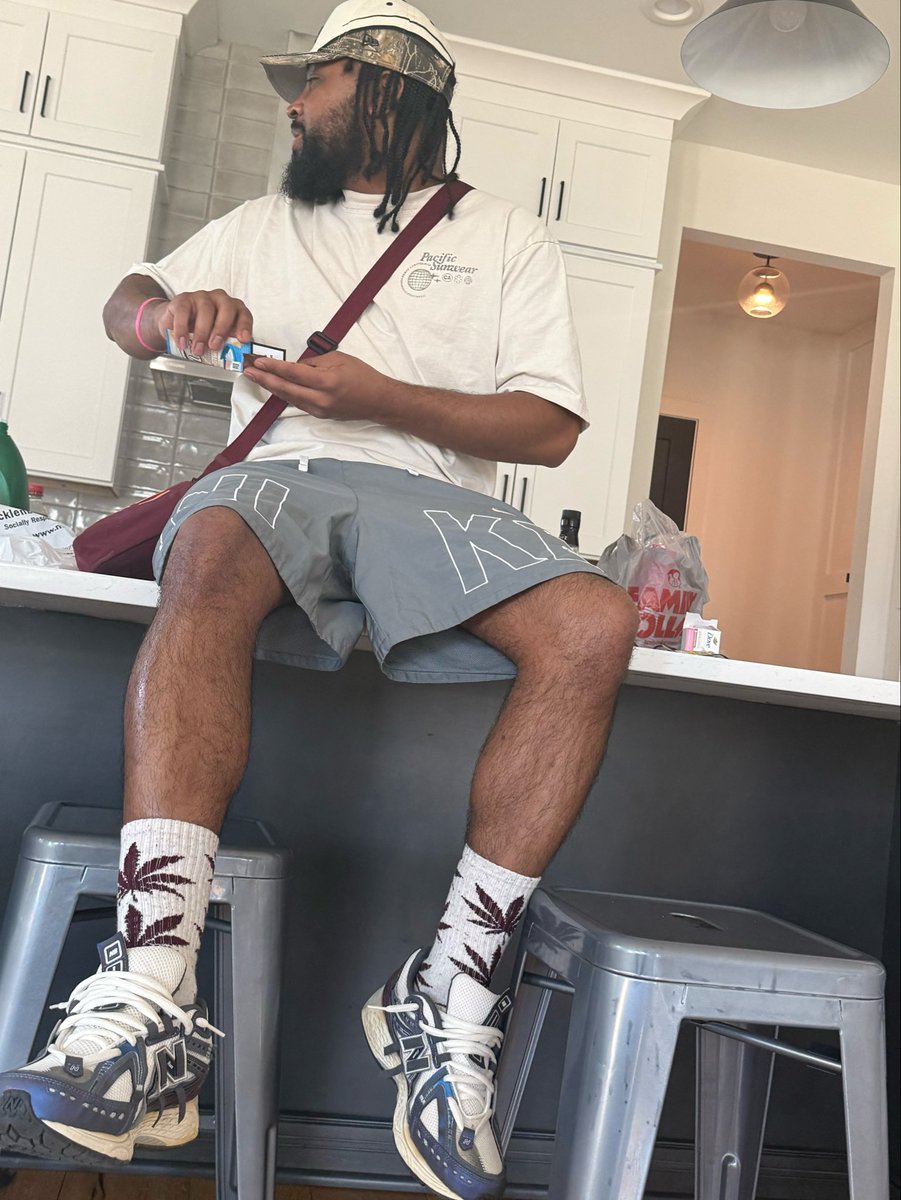 JayySplash4's tweet photo. Ima real nigga, hang around me it start rubbing off! https://t.co/ALcEGaqC5g