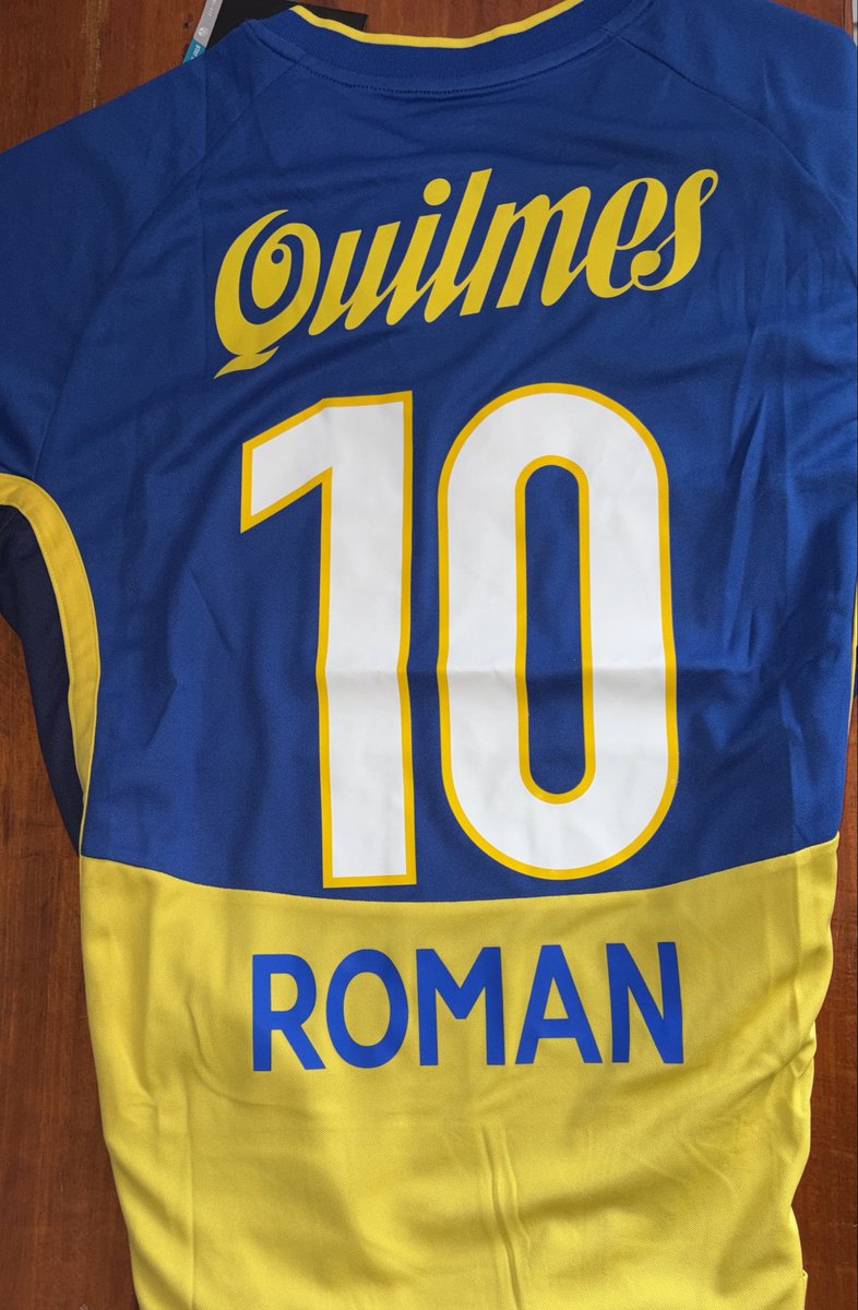 laxy__'s tweet photo. “Claro, aquí tienes un muy breve texto para promocionar camisetas en Twitter: 

Comodidad, diseño y calidad top. ⚡️ Las mejores camisetas ya llegaron a SPFOOT🔥” https://t.co/zTnNdFVOWW