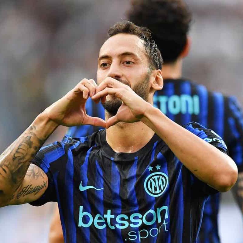 ScoreSage's tweet photo. 🚨🟡🔵 Hakan Safi lost the Fenerbahçe presidential election.
The big transfers he promised are officially off the table:
❌ Luis Suárez
❌ Mason Greenwood
❌ Hakan Çalhanoğlu
❌ Merih Demiral
No more promises, back to reality. 💛💙 https://t.co/PdspaP7gtu
