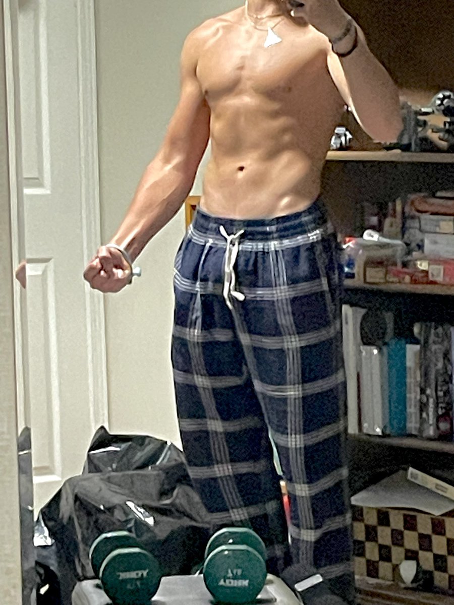 bobyiscool17374's tweet photo. #buff #teen #bwc looking for femboy https://t.co/QLc2W8Jr5I