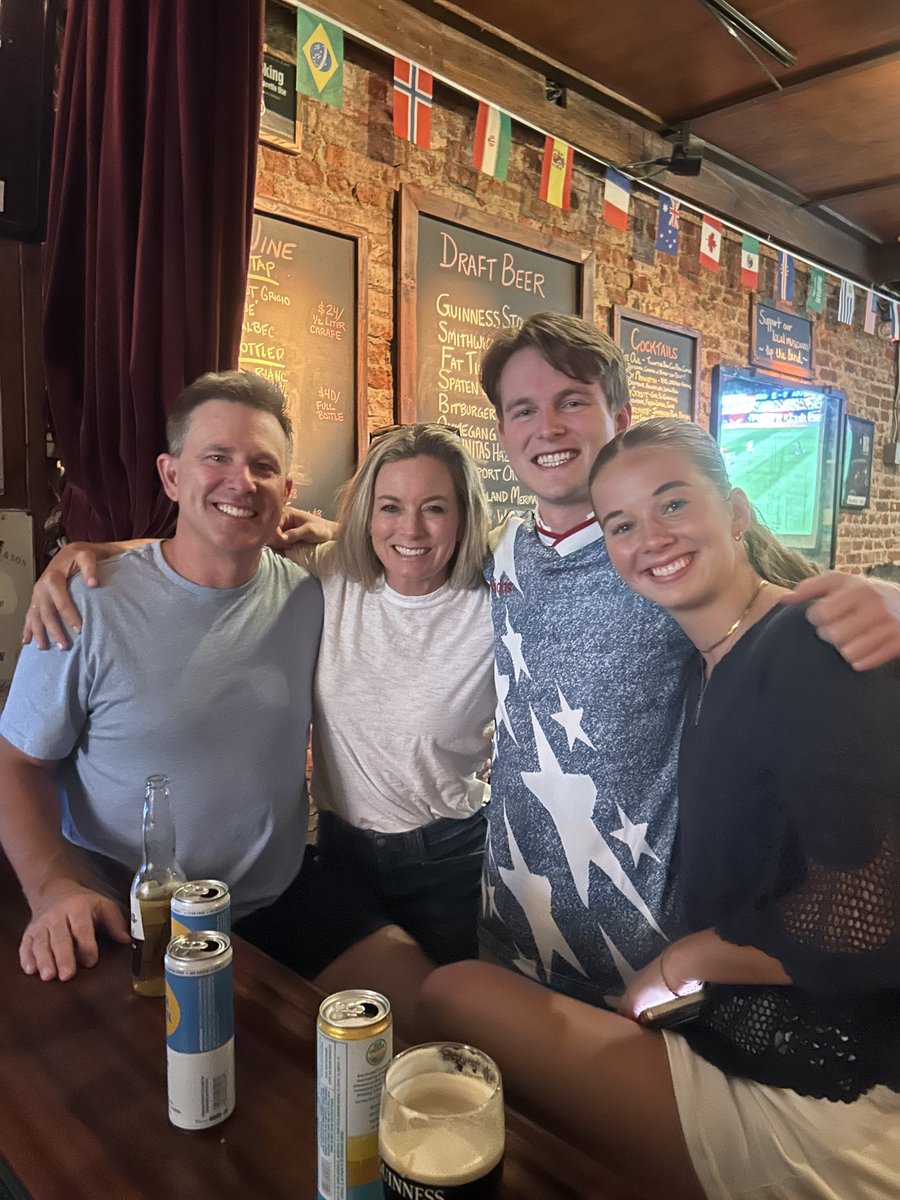 Michell48508706's tweet photo. Our Andrew is 26 today! He will begin his MBA in August at Wharton 💙⭐️🙏🏼a prayer for him would be greatly appreciated! https://t.co/u4BZlhCUSk