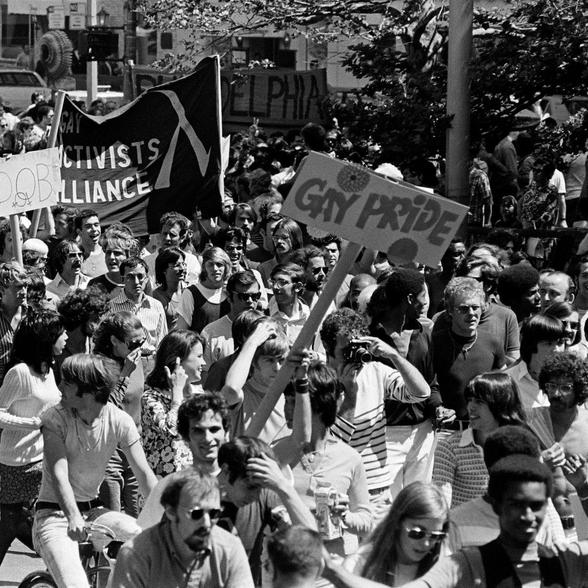 lynbugxo's tweet photo. btw I am ALWAYS thinking about byler participating in queer activism in nyc in the 90s. they would’ve FOUGHT for their right to love openly and loudly. they would’ve proudly marched and spoke out for their right to joyfully exist. https://t.co/FoGUVFdsQA