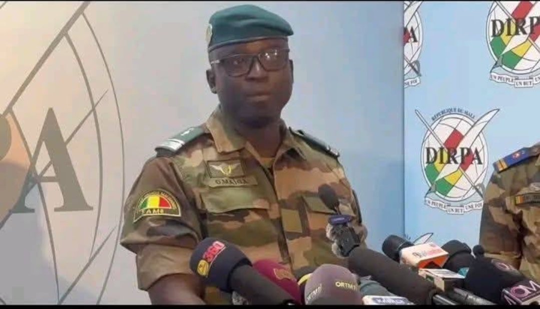 jocelyn86534583's tweet photo. 🇲🇱 Le Colonel Bakary Bocar Maïga est le nouveau Directeur de la DIRPA.
Une nouvelle mission au cœur de la communication des Forces Armées Maliennes.
Bonne chance dans cette nouvelle fonction.
#Mali #FAMa #DIRPA 🇲🇱 https://t.co/OnBZynFCMj