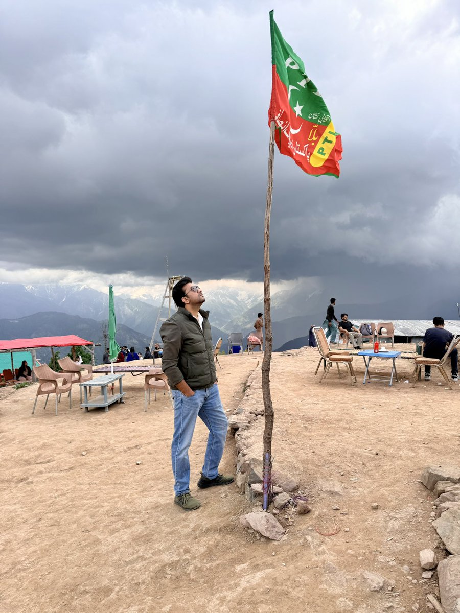 MusaNV18's tweet photo. #جی_بی_کا_فیصلہ_عمران_خان https://t.co/uVmv15YJQB