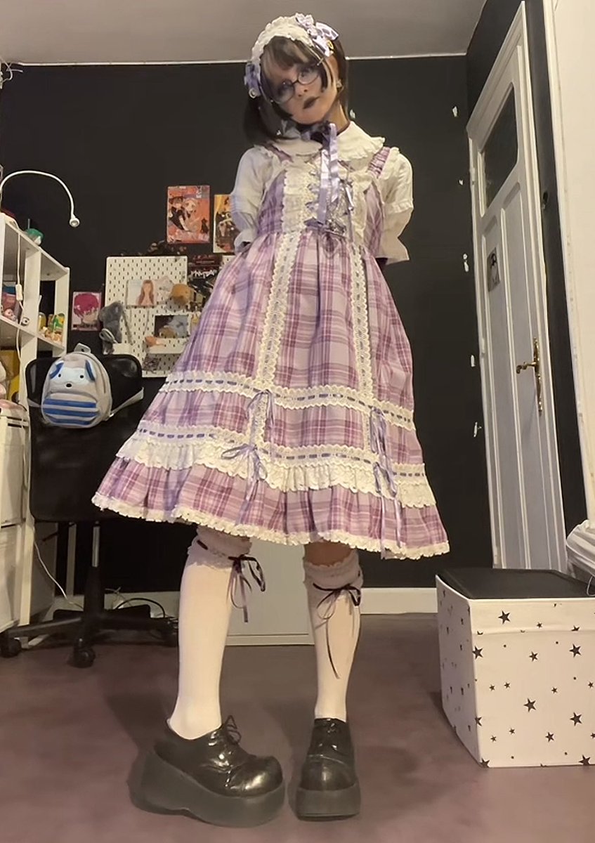 mizerdreams's tweet photo. happy #internationallolitaday ✧˚ ༘ ⋆｡˚ https://t.co/QwzK4cjuHN