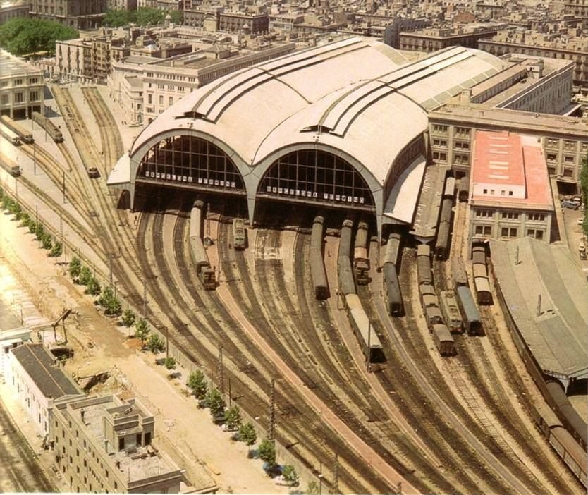 ger58056's tweet photo. Barcelona Término ( en aquella época ).
No se ve ninguna 440, ni ninguna 269.-
Desconozco autor de la foto. https://t.co/9I0ofeljza