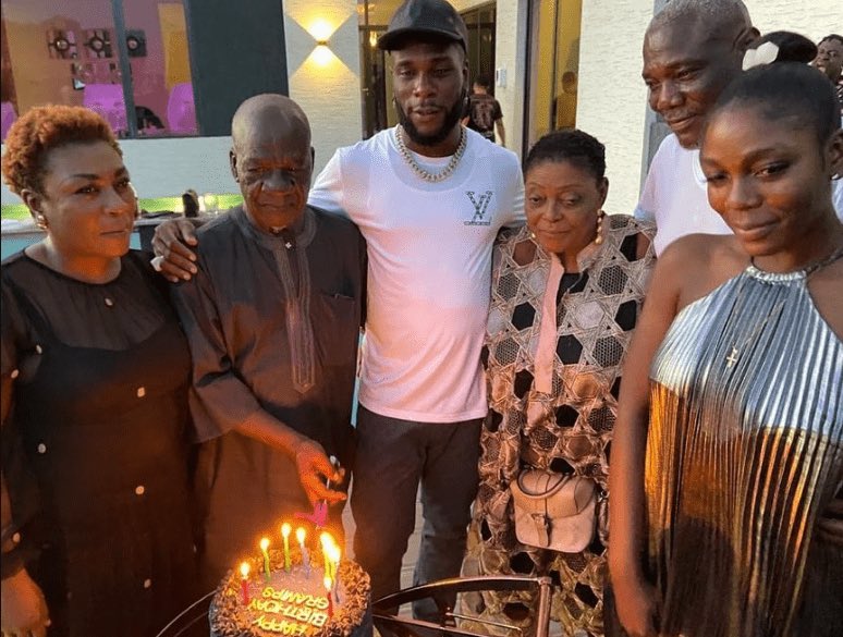 1BENNY7G's tweet photo. happy 90th birthday to the legendary Pa. Benson Idonije. 🎂 https://t.co/GIMFFggxgd