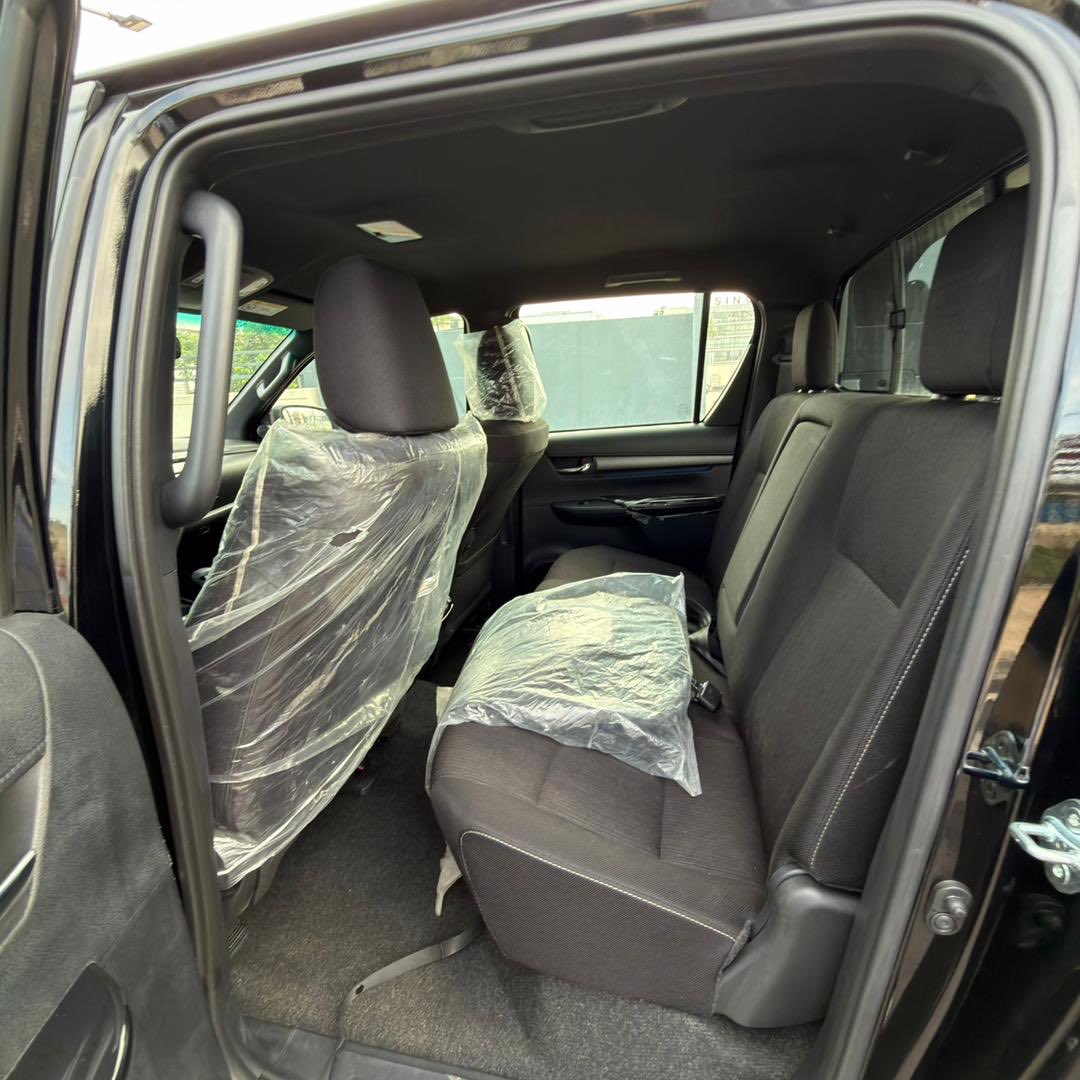 Automall_ng's tweet photo. Brand new Toyota Hilux V6 
Adventure 
2026 model
Price:86.5m
Location: Abuja 
@abujastreets @Carsnationn @__yellows https://t.co/0L8cVW0pCn