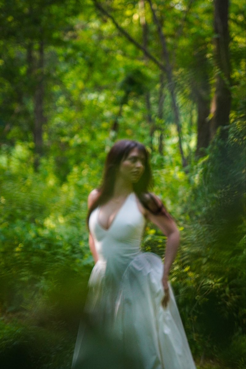 aria_dluca's tweet photo. Lost in the woods 🧚 #foryou #fyp #brunette https://t.co/fOrTOJLfxx