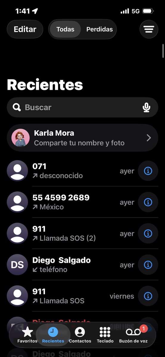 krlahmo's tweet photo. @LourdesPaz24 Hola Lourdes, llevo tres días realizando reportes para que nos vengan a ayudar con este corto que tengo justo enfrente de mi casa por una mala colocación de un alumbrado público, ya hasta saca humo. Qué tengo que hacer para que mi seguridad y bienestar sea atendida? @IztacalcoAl https://t.co/nIouoBJy8U