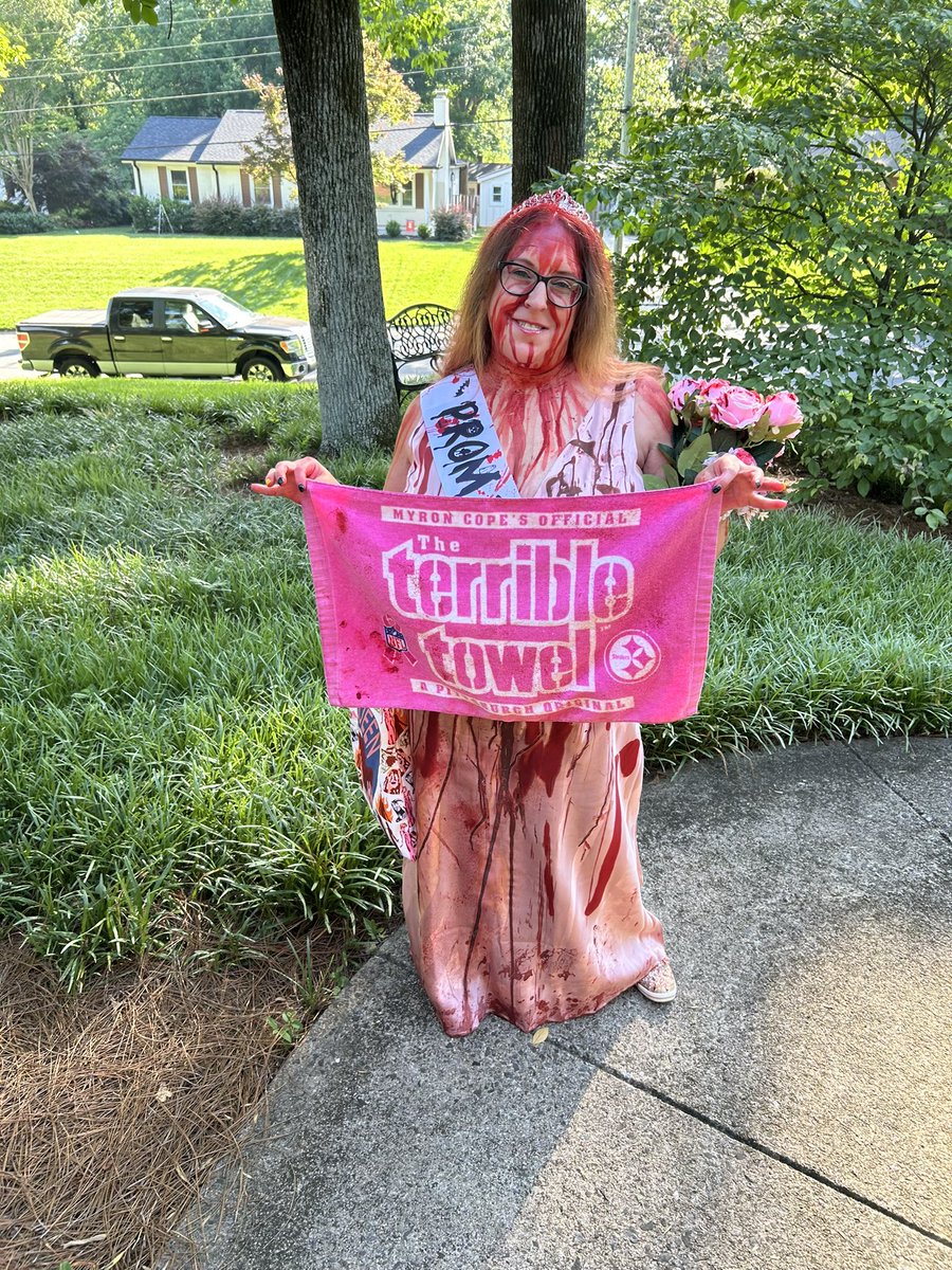 bethany24Steel's tweet photo. When The @steelers are your life but you dress up as Carrie White for your best friend’s bachelorette party!! Ps-I ALWAYS carry a Terrible Towel where ever I go!!!! #steelers @SteelersUnite 🖤💛🖤💛 https://t.co/pqUYHHF1xq