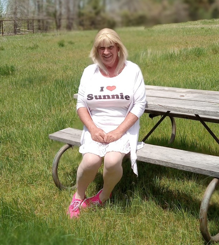 SusyLck's tweet photo. Slutty CD gurl ♠ QoS ♠ BNWO  ♠
Sunnie and I stopped off at our favorite Forest Preserve spot today to kill some time before the rain came.  He was very satisfied when we left...giggle https://t.co/3qjp68GB5f