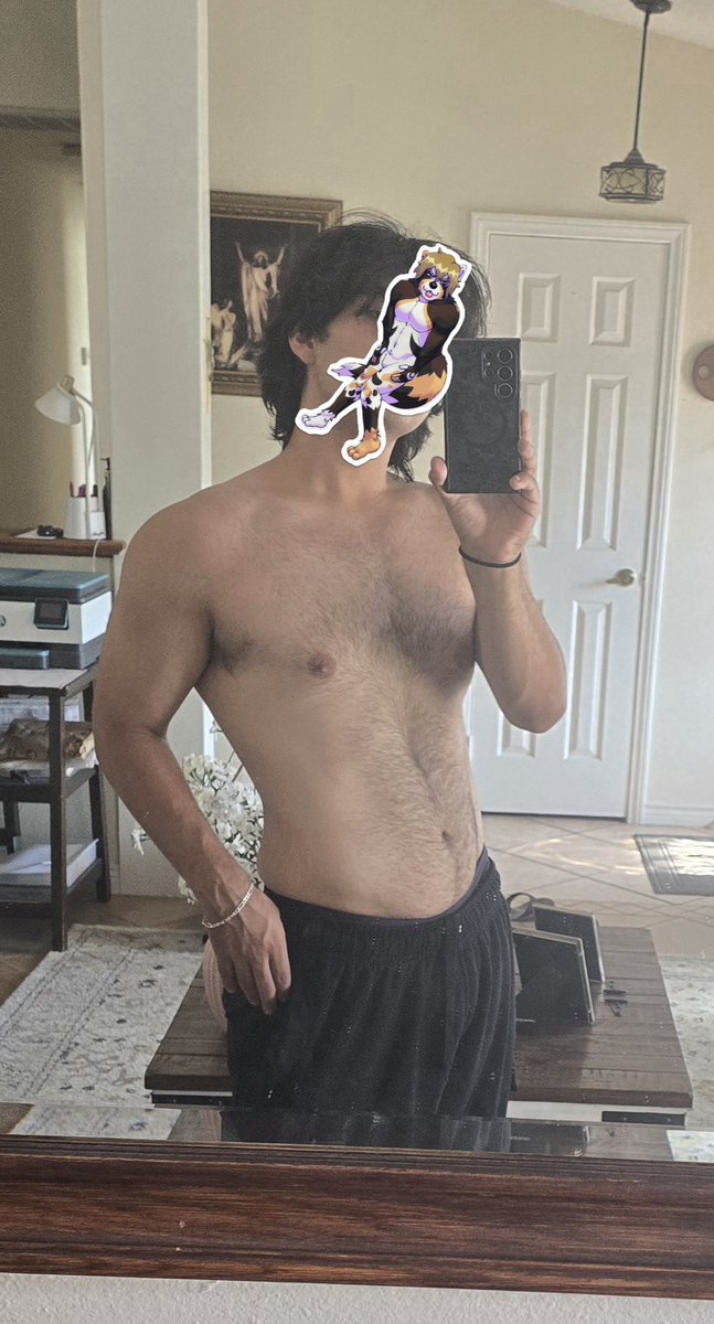 LunoWhat's tweet photo. Yunghoes always cooking on high heat https://t.co/ADPhRctCJf