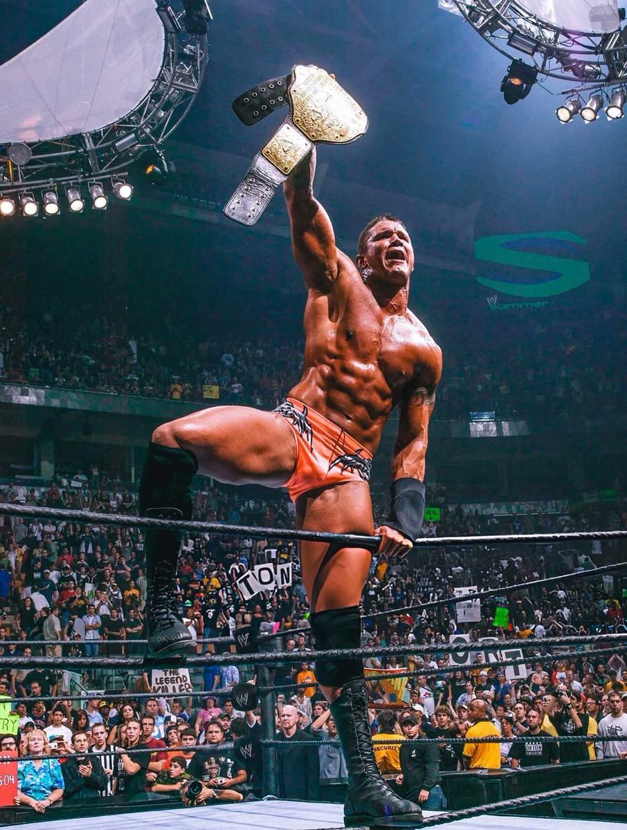 WrestleClips's tweet photo. Randy Orton becomes the youngest World Champion in WWE history at Summerslam.

(2004) https://t.co/pH1PempKjd