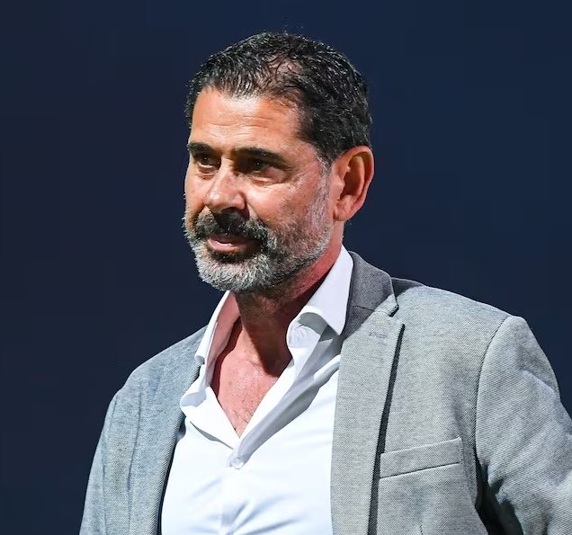 madridistahoy's tweet photo. 💣Hierro NO ha dado la cara porque se acaba de mudar a Doha. No está en Madrid y le ha pedido a Riquelme NO SALIR PUBLICAMENTE en la campaña. 

ℹ️ @marcosbenito9 https://t.co/sce1Wva2JH