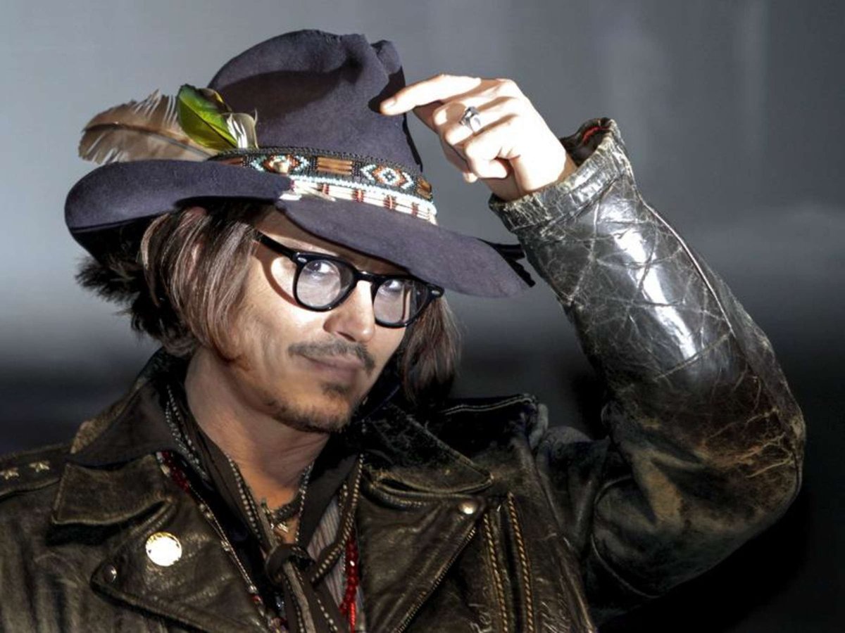 TopDepp's tweet photo. 🪶🪶 Johnny Depp 🪶🪶
#TeamDepp 🤠 https://t.co/GJHJEQb1Fc