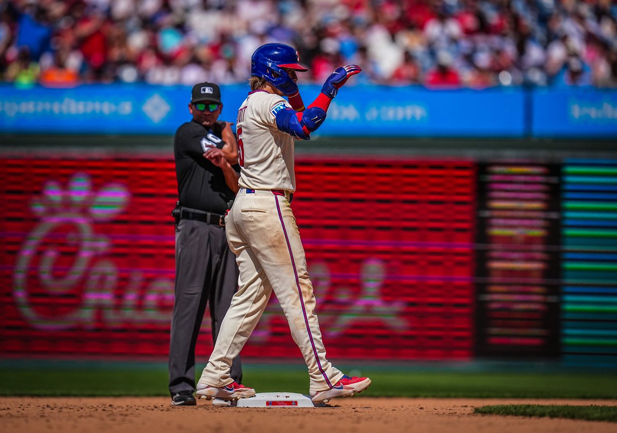 Phillies's tweet photo. Answered right back https://t.co/Yb3Z1188cG