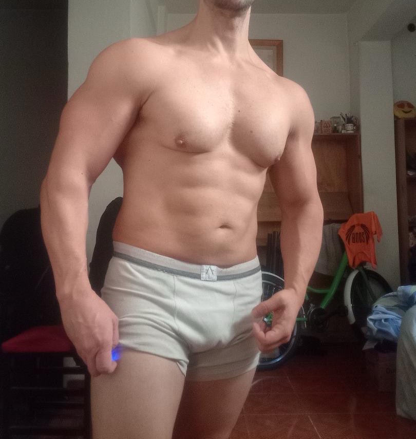 FitHotMstr's tweet photo. Me sigues?😢💪

#sexy #hot #muscles #gaymuscle https://t.co/1V9mDneKHG
