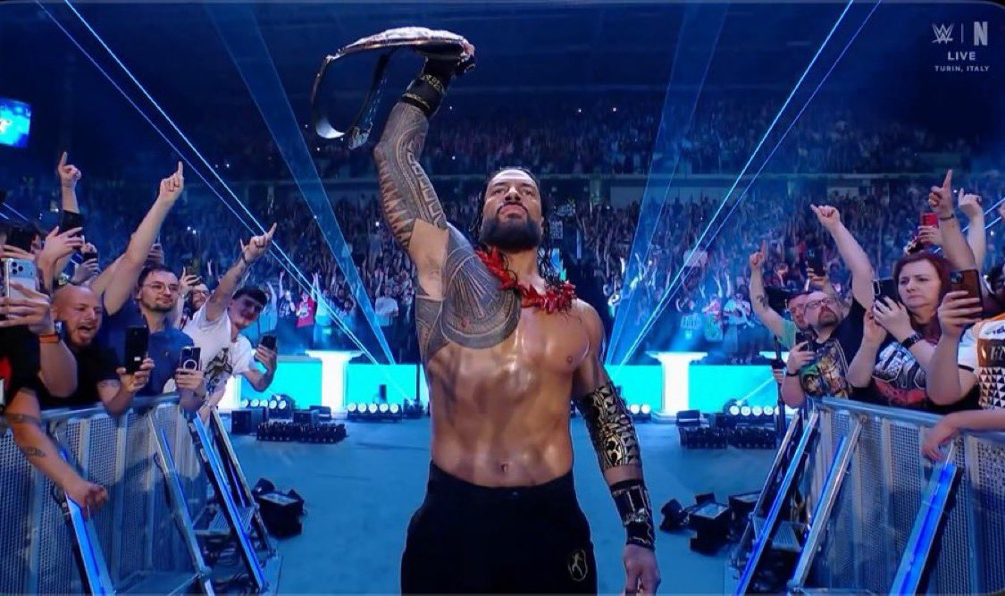 SuplexInsider's tweet photo. Reminder no Roman Reigns tomorrow night on Raw he will return the following Monday the 15th.

#WWERaw https://t.co/AqsjPPtLou