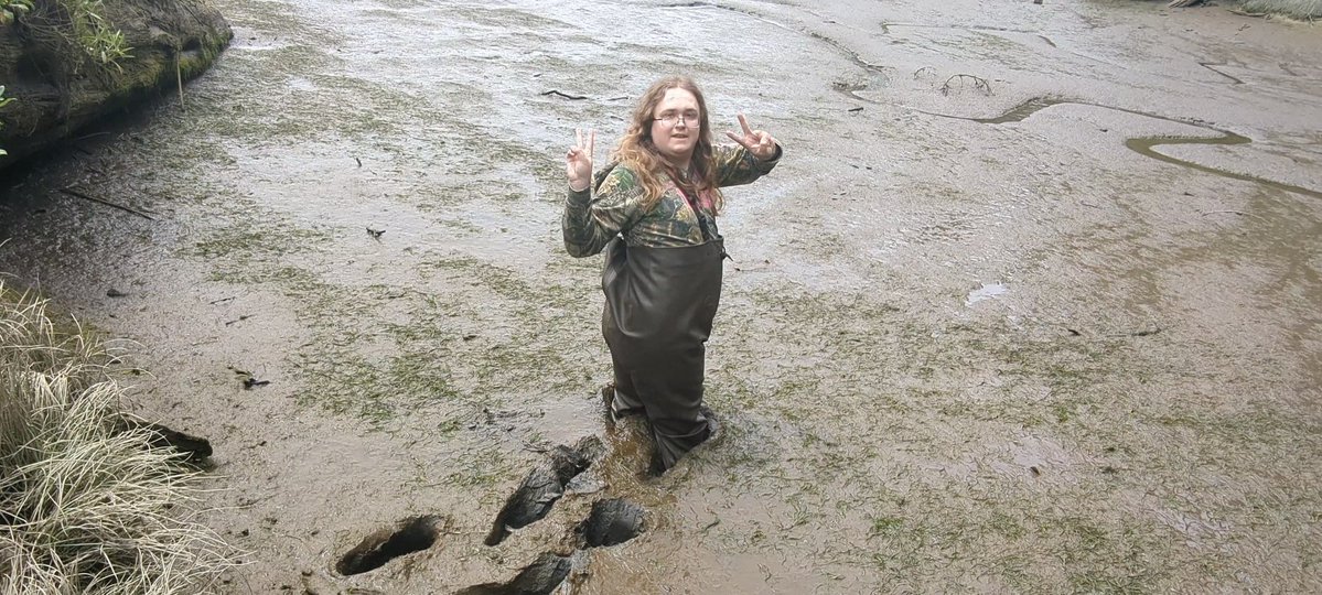 Jessica_TTG's tweet photo. American #waders in American #tidalmud. Coming to https://t.co/oxApdWHy4a next week. #qs #quicksand #mud https://t.co/kO7Ntc9e75