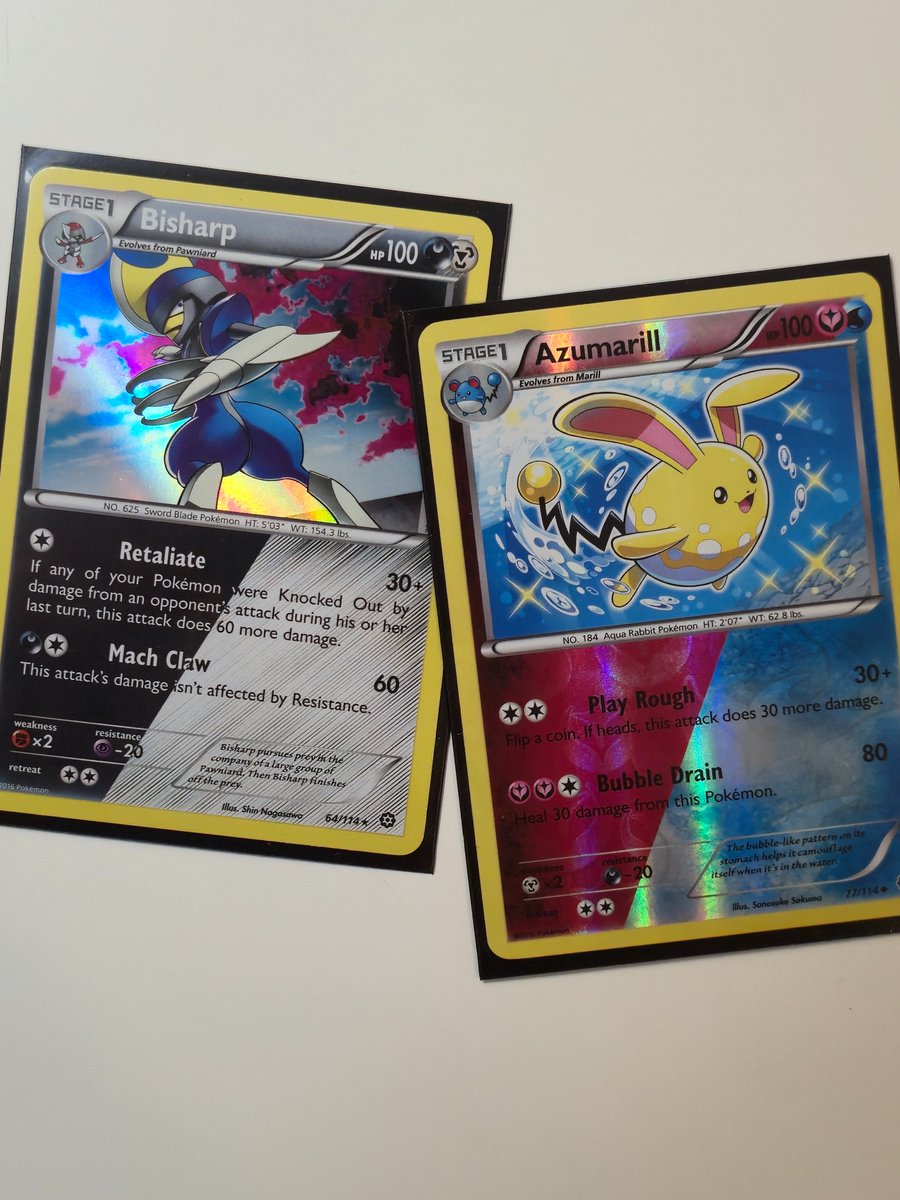cjCollects's tweet photo. Should they bring back dual types? https://t.co/JLFxCn5heA