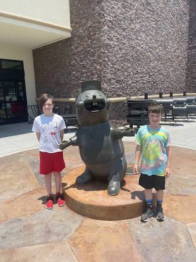 C_R_Dad's tweet photo. @UtahCollegeReps CHILDREN ARE BEAVERS. https://t.co/Hbswzq0QG1