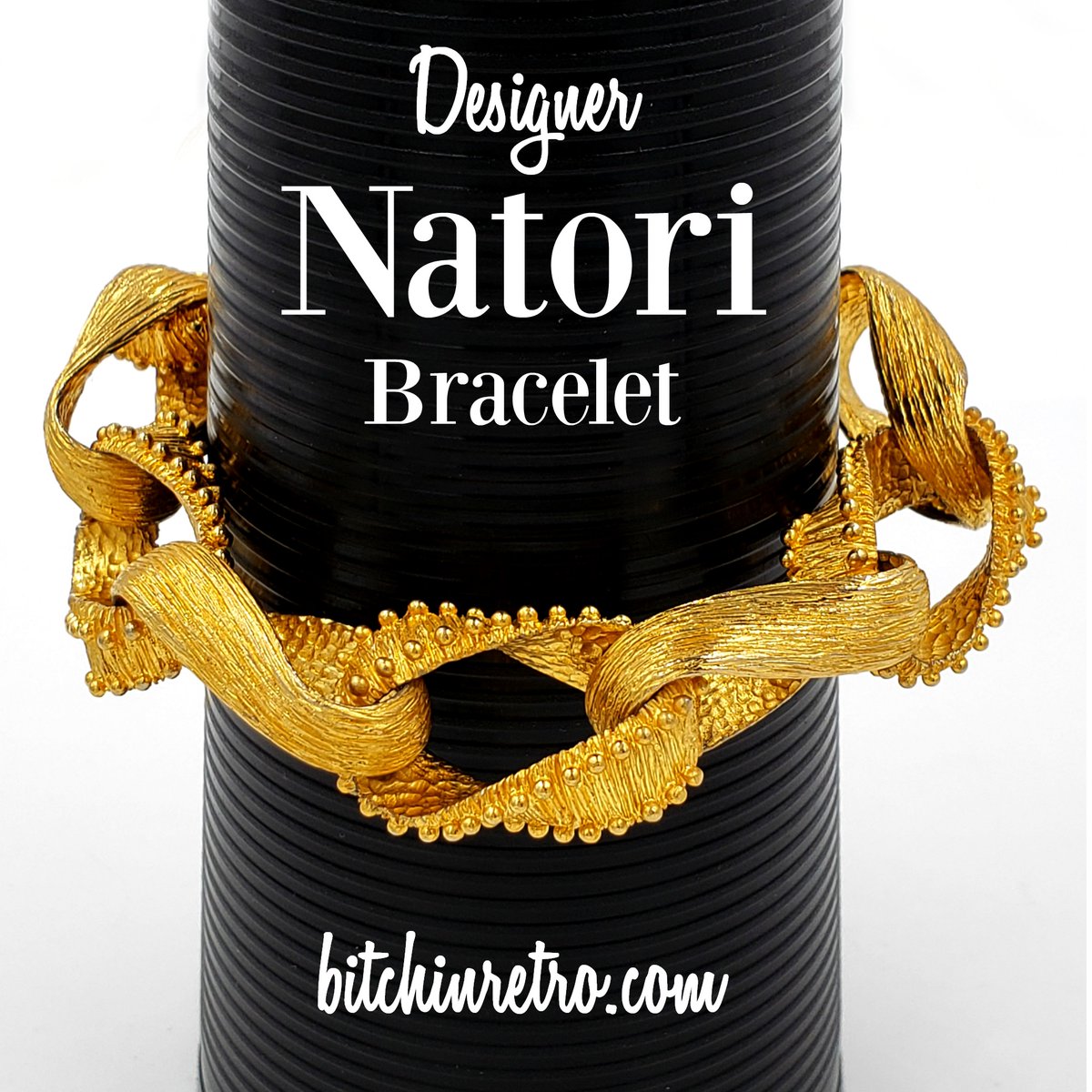 RetroCEO's tweet photo. Designer Josie Cruz #Natori chunky textured chain link #bracelet with amazing style and presence. There is nothing understated about this dramatic piece.
#designerjewelry #designerstyle #couturejewelry #giftsforher #giftsforme #jewelry #uniquestyle #wow
https://t.co/BF0NDGX2P6 https://t.co/SFfFmnHFXO
