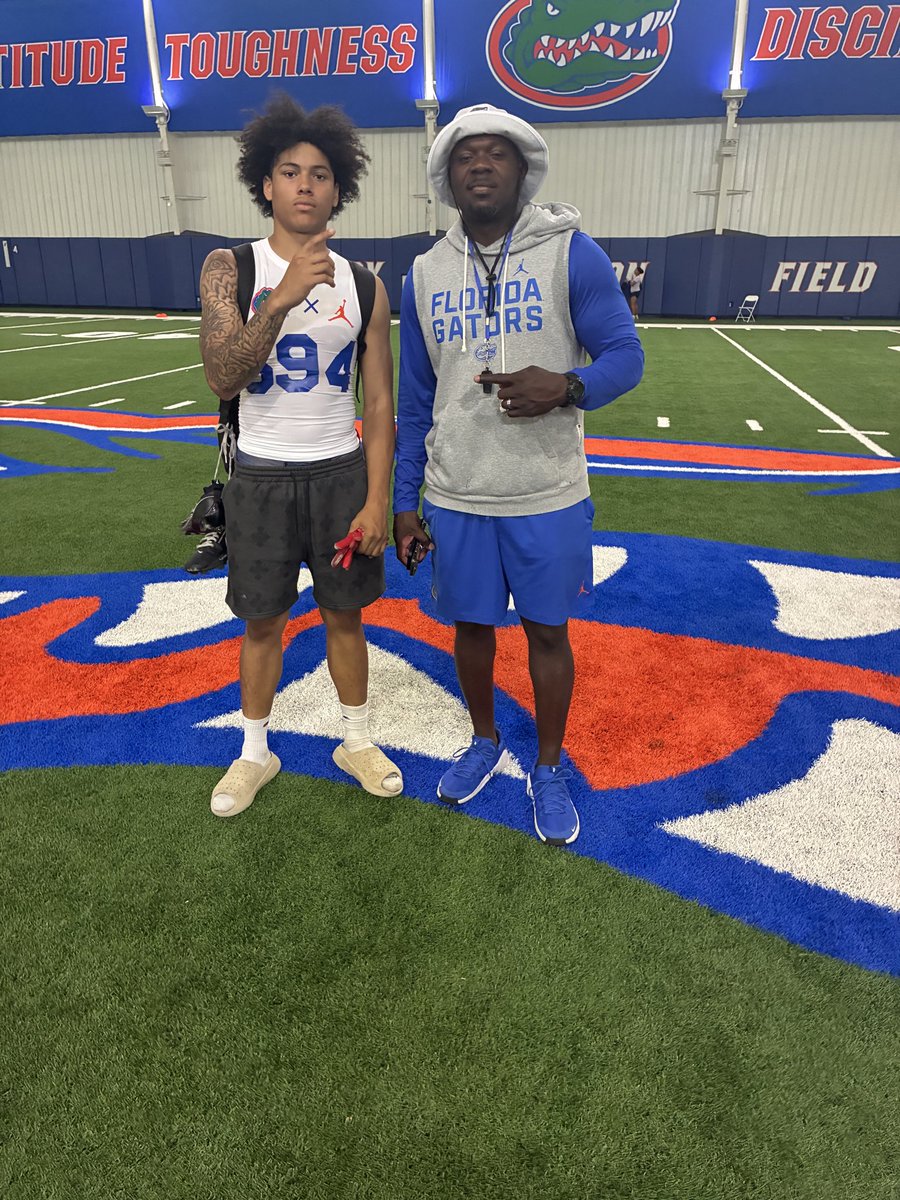 ethanmenhorn09's tweet photo. Hade a great day at the Florida university camp today. class of 28🚨
@ethanmenhorn09 @ReedFowler_ @CoachMIL1 @BALLERSCHOICE1
@HOTLISTCAMPS @BallersElite7v7
@SWiltfong_ @CoachDishBC 
@FOFilmDiv @InsideHashes @On3Recruits 
@RecruitGeorgia @TomLoy247
@Justin_DeShon 
@GroveRecruits https://t.co/SvFdnVU1Fd