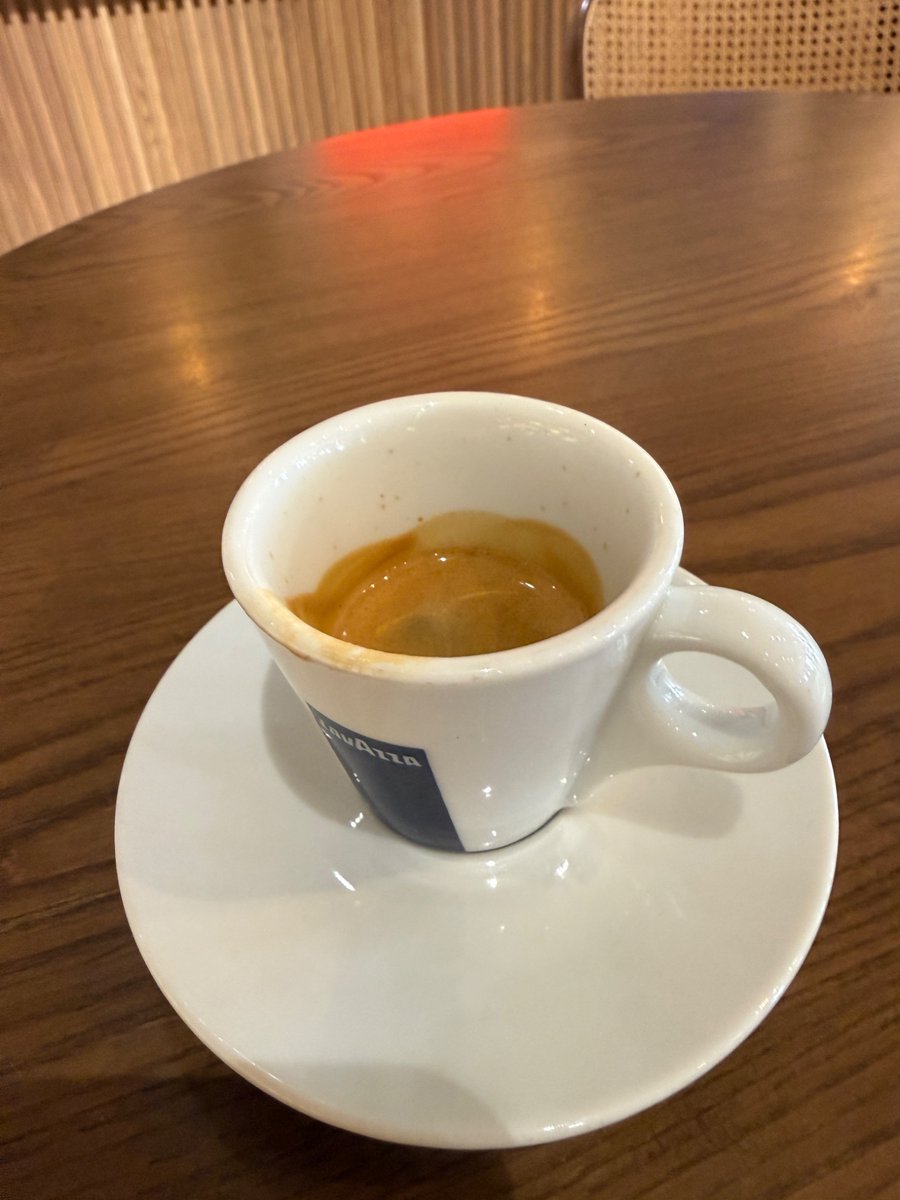 postcardusa's tweet photo. Buying overpriced coffees every day I’m in NYC this month and there’s nothing Dave Ramsey can do to stop me https://t.co/j6dCUQ4zXR