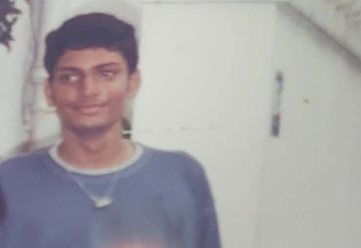 SharkkoAmmaday's tweet photo. Today, we lost an incredibly talented man, Hussain Mahir (1978–2026). Known to many for his wonderful performance in this video and many other, Hussain passed away due to severe complications from hypoglycemia and diabetes at the age of 47. https://t.co/N7zgOJv5SI