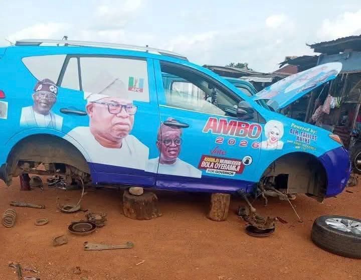 AA_Imole's tweet photo. AMBO 2026 campaign vehicle.

On logs. No tyres. Going nowhere.

Just like the candidacy. 🪵💀 https://t.co/gAF9E1azXD