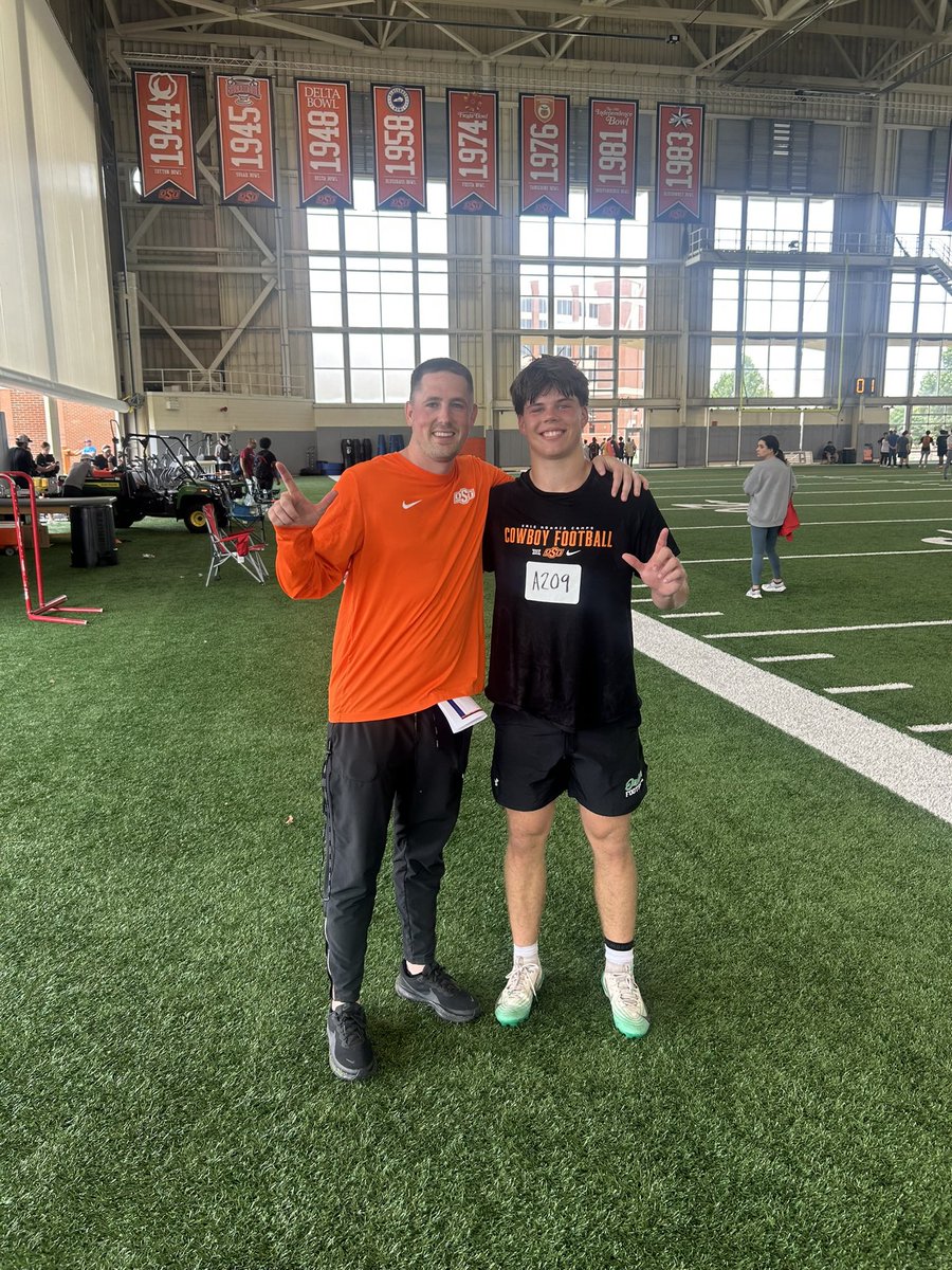 CarterAkin2028's tweet photo. Had a great time today @CowboyFB camp! Enjoyed working with @CoachGRichDL and @COACHRJOHNSON1! As well as talking and working with @CoachSkyCassity and @AndrewLee_CFB Excited to make a trip back to Stillwater!
@AsoPogi @MossisMadu @BMCHS_FT 
@recruit_route https://t.co/UYRoqaLd5W