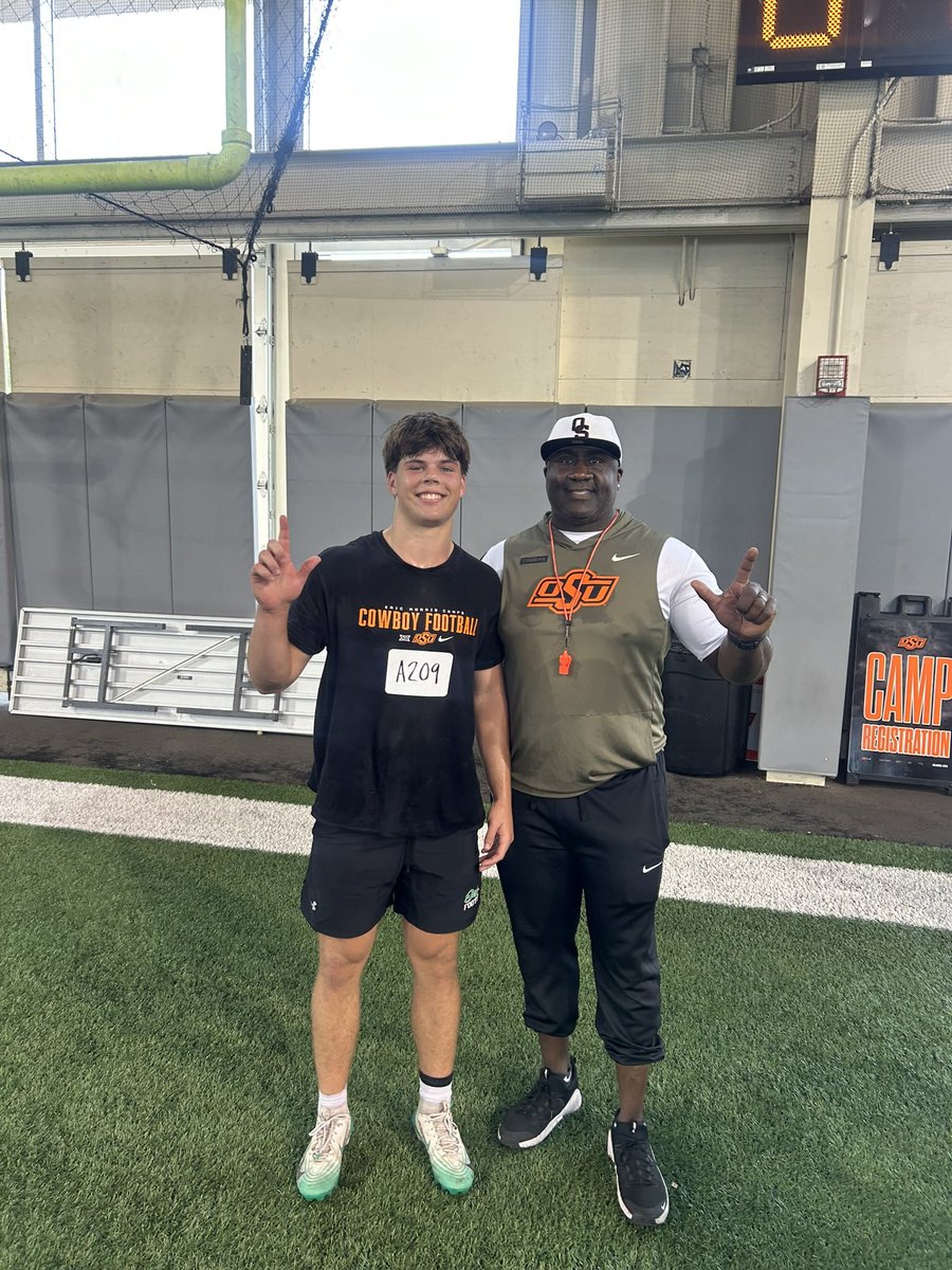 CarterAkin2028's tweet photo. Had a great time today @CowboyFB camp! Enjoyed working with @CoachGRichDL and @COACHRJOHNSON1! As well as talking and working with @CoachSkyCassity and @AndrewLee_CFB Excited to make a trip back to Stillwater!
@AsoPogi @MossisMadu @BMCHS_FT 
@recruit_route https://t.co/UYRoqaLd5W