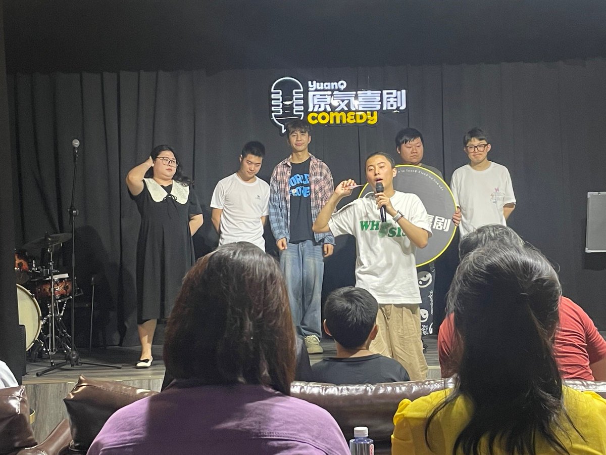 CrystalCley1nu's tweet photo. Just did a set at the club and a guy yelled “IS THIS TIKTOK!” mid-joke. Sir, this is a 20-seat room where I have to wipe the bar down with a paper towel—no green screen here, but I do have a better punchline than your comment. #ComedyClubLive https://t.co/jMh7S0ULDU