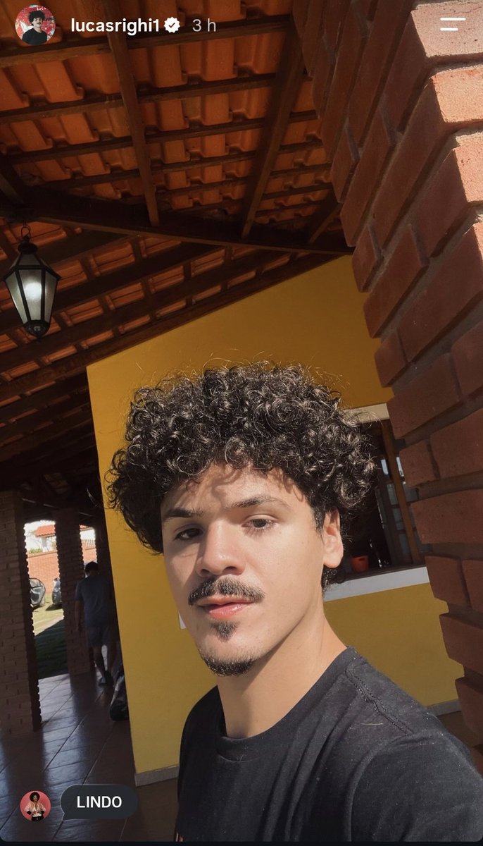 ocellinho_'s tweet photo. nem precisa de legenda, porque a @aluizarosaa meio que já adiantou o que eu iria falar 💘 https://t.co/wWbIevTYv0