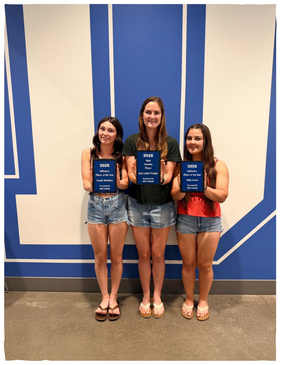 KLebarTriepke's tweet photo. Super grateful to have received 1st Team All League in the SFL, as well as chosen MVP for my High School team. Couldn’t be anything without my teammates around me and their support means everything! Let’s go, Blue Devils! https://t.co/9qnfEMS8e5