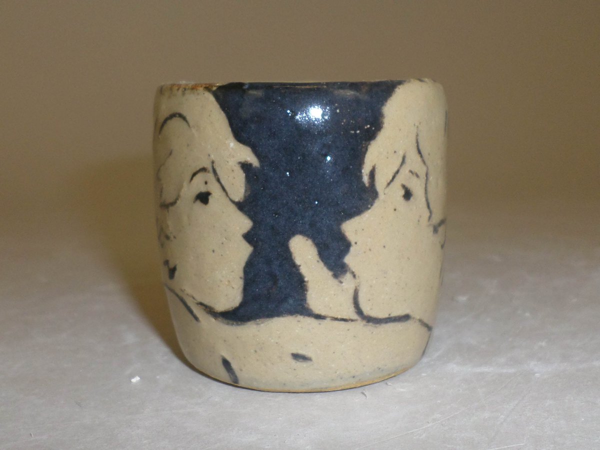 threttt's tweet photo. lovers and pansies, ceramic cup ^_^ https://t.co/iInEIvumUr