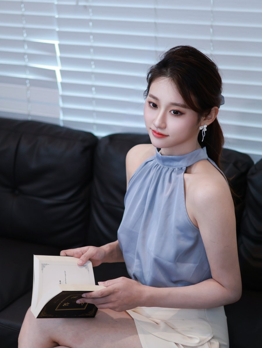 ChloeEE520's tweet photo. 如果有高考的小粉丝，祝你们金榜题名呀~ https://t.co/OojLo6ntlk