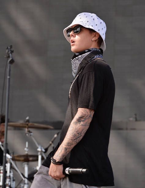lilbieberpics's tweet photo. bieber. https://t.co/pjpQmWEtC7