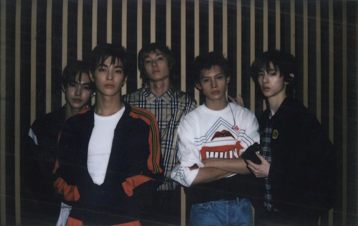 keoncats's tweet photo. cortis &amp; blur, they’re in the same group https://t.co/M7ecN4RbwP