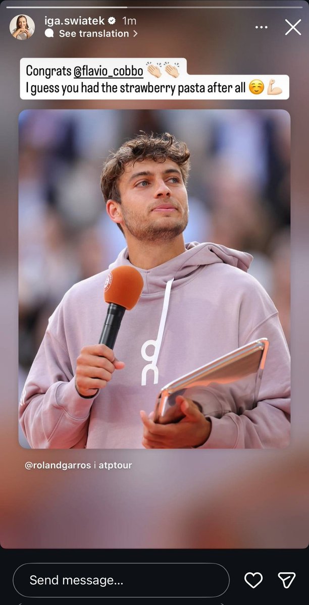 roracaseli's tweet photo. #NOI NON FACCIAMO I COMPLIMENTI A ZVEREV AVETE CAPITOOO https://t.co/qjO9D1ZIXN