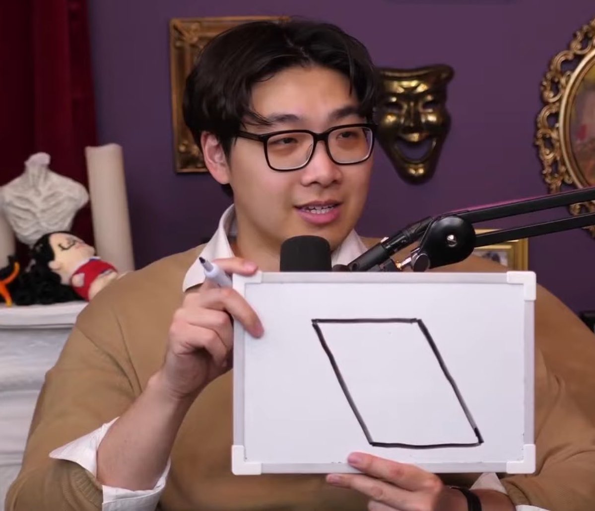 cheriawishes's tweet photo. Prompt: draw a rhombus 

Literally NOTHING could have prepared me https://t.co/L4d4u4g3Uj