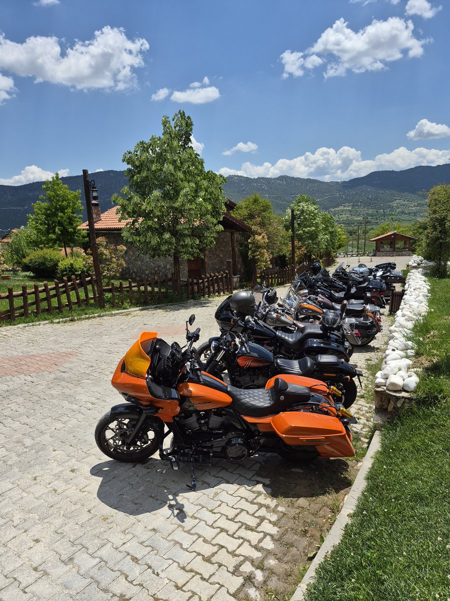 AlperKarakas11's tweet photo. @harleydavidson #sundayfunday https://t.co/LFpWHr4nGC