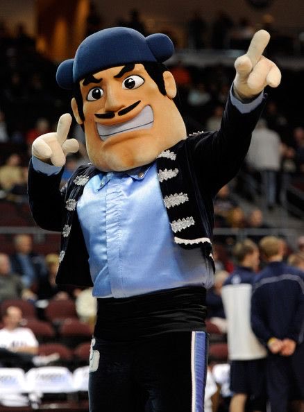 RedLineMeme1's tweet photo. 🚨Torero Time: Roster Review🚨

Some thoughts on Blount’s incoming group and some great talent coming to the The Craig 

 https://t.co/Oqf14BBxY7 https://t.co/4P3d0LrSko