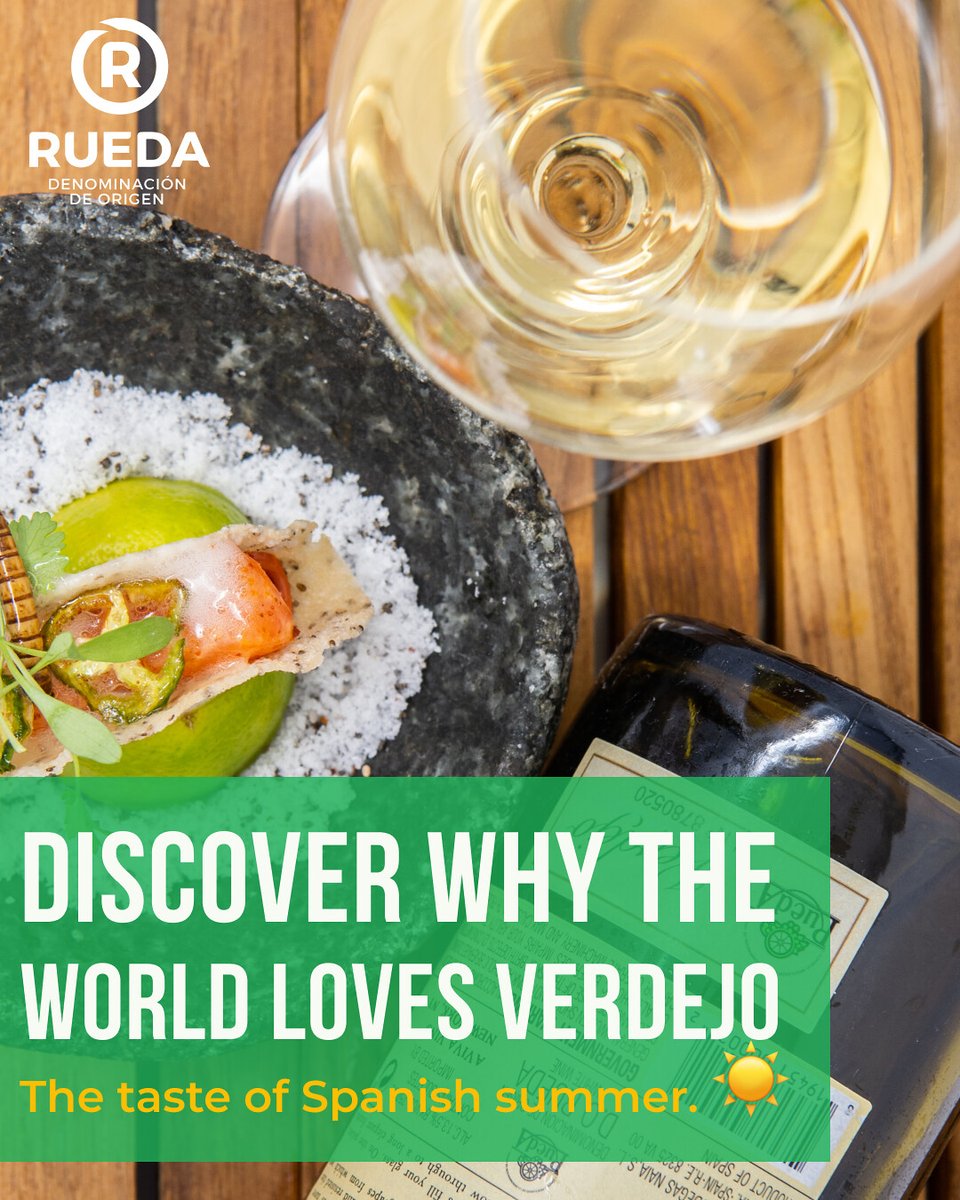 RiberaRuedaWine's tweet photo. Grown primarily in the region of Rueda, Verdejo is known for its bright citrus notes, fresh herbs, vibrant acidity, and subtle texture that makes it incredibly food-friendly.

#VerdejoMonth #RuedaVerdejo #Verdejo #SpanishWine #SipSpain https://t.co/voCh7RJTVM