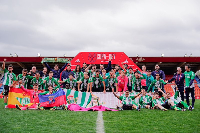 betisweb's tweet photo. 📌 #EntrevistaBetisweb
🗣️  “Javi Barrero "Nosotros esa Final Four la preparamos con mucha naturalidad"

✍️ @_luisnc_
➡️  https://t.co/iaSnJSvrmZ

#CanteraBetis #BetisDH https://t.co/2xfcWnoi31