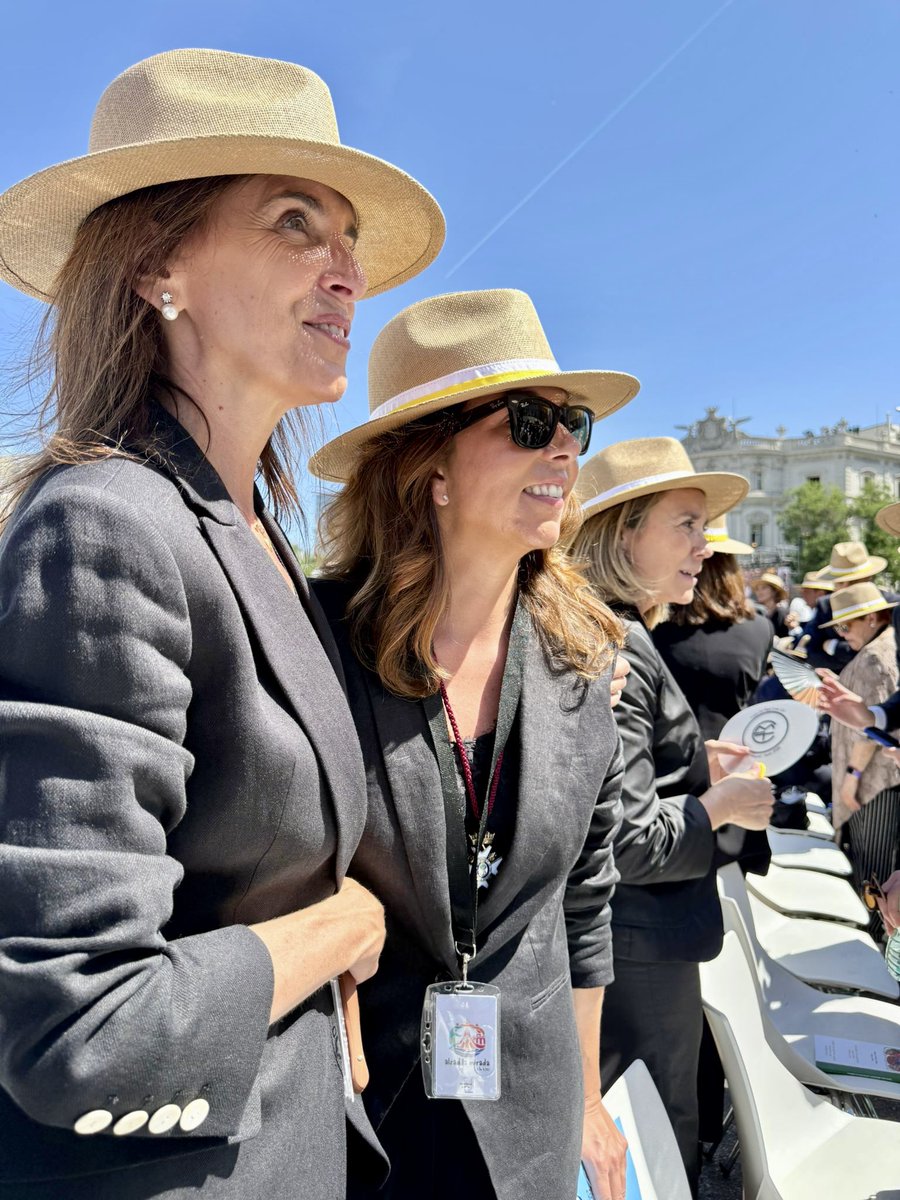 carmenfunezdg's tweet photo. Comparto con vosotros algunas fotografías y vídeos de esta mañana en la Misa donde el Papa nos ha dicho:

“La gracia eucarística nos transforma, pero también nos convierte en protagonistas de la transformación de la historia y en signo de esperanza para quienes encontramos.” https://t.co/0fXJjYVT2D