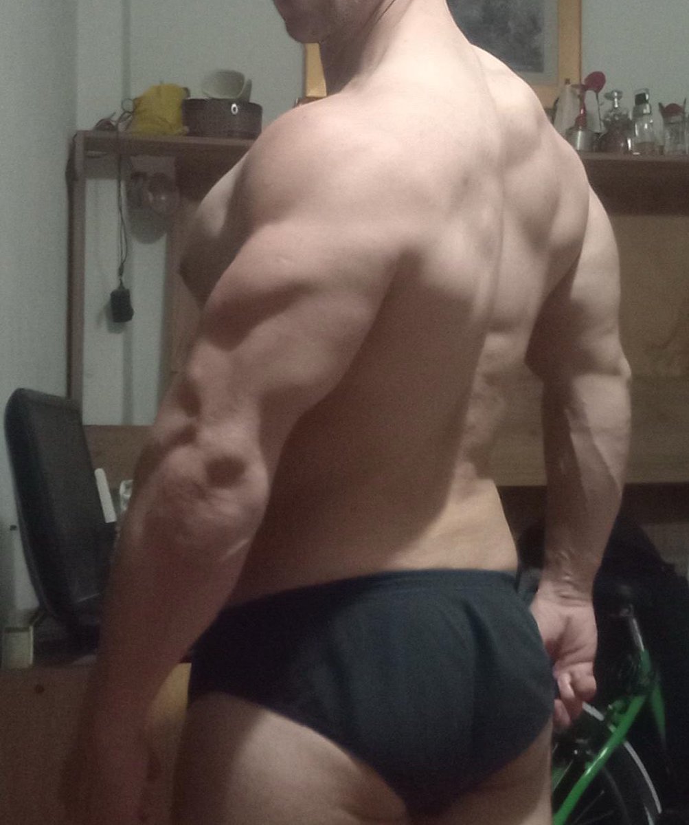 FitHotMstr's tweet photo. Soy un alfa💪
#musckes #ass #fitness https://t.co/Hm2BmiSId0