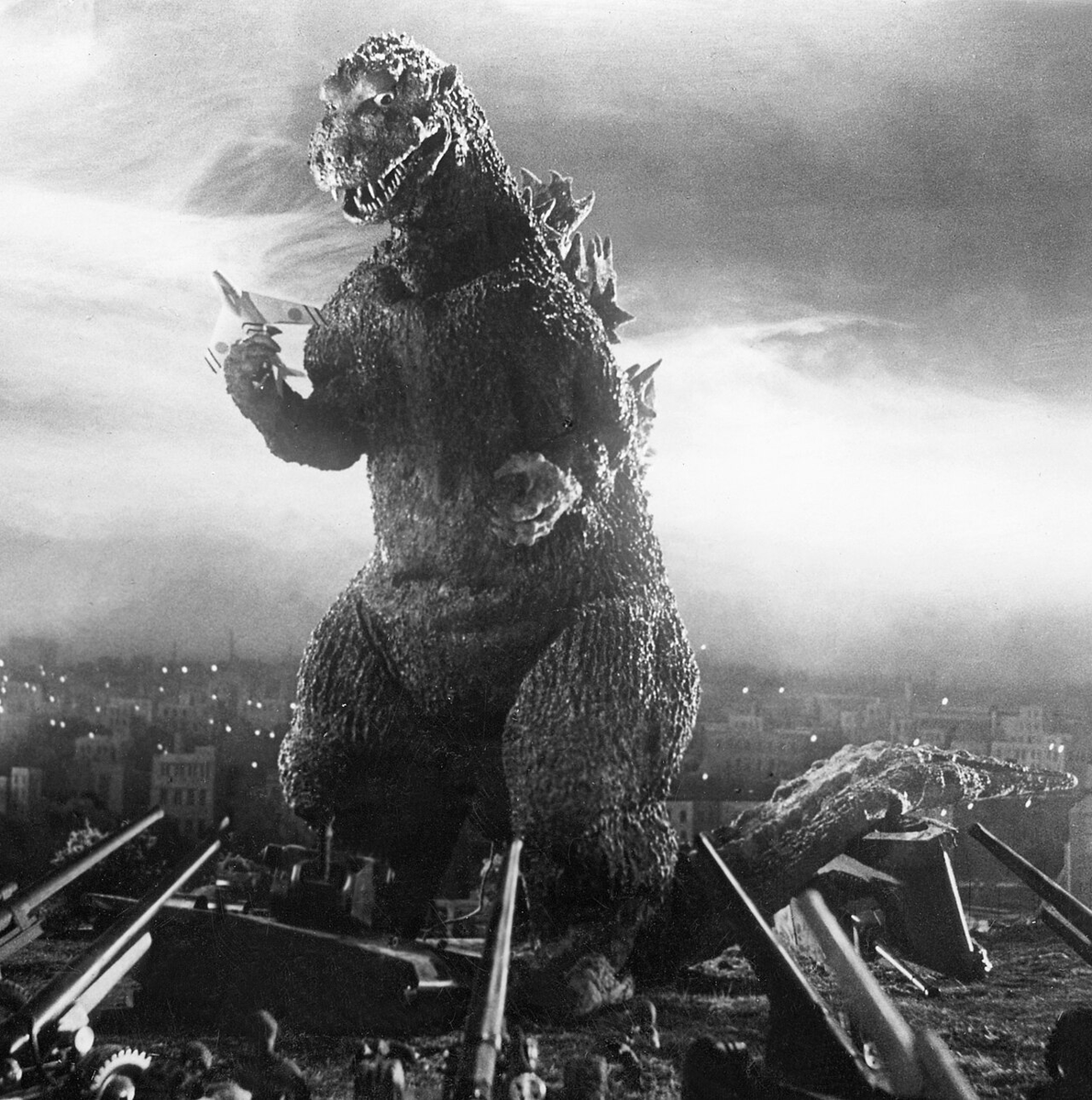 HMBohemond's tweet photo. If i had a nickel for every long running Japanese science fiction franchise that Americans demand must laser focus on a specific topic no matter what despite the franchise's strength being it's diversity of storytelling potential, I'd have two nickels.

Which isn't a lot, but it's weird that it happened twice.